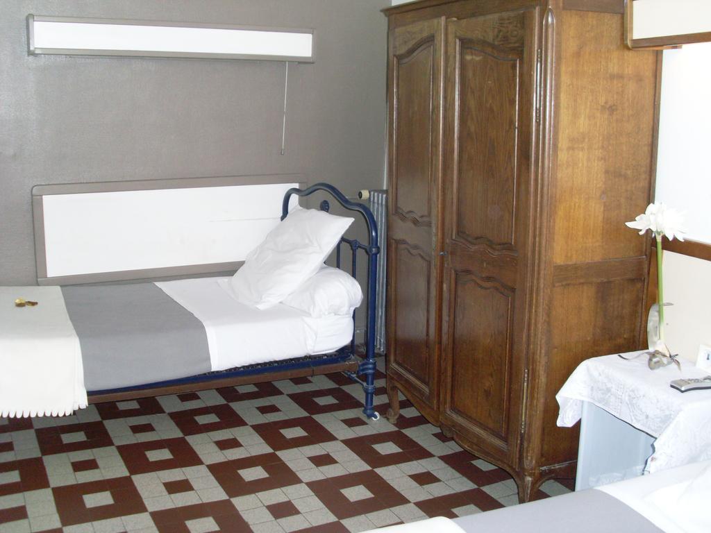 Hotel Innova Cardabella Авиньон Екстериор снимка