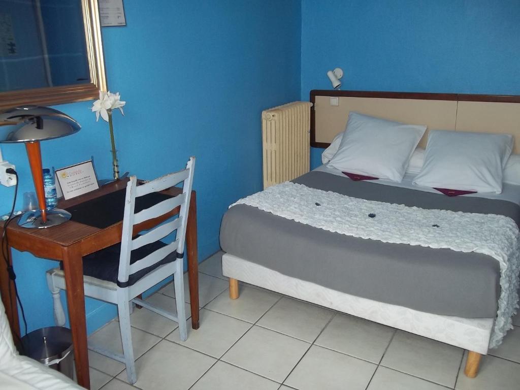 Hotel Innova Cardabella Авиньон Стая снимка