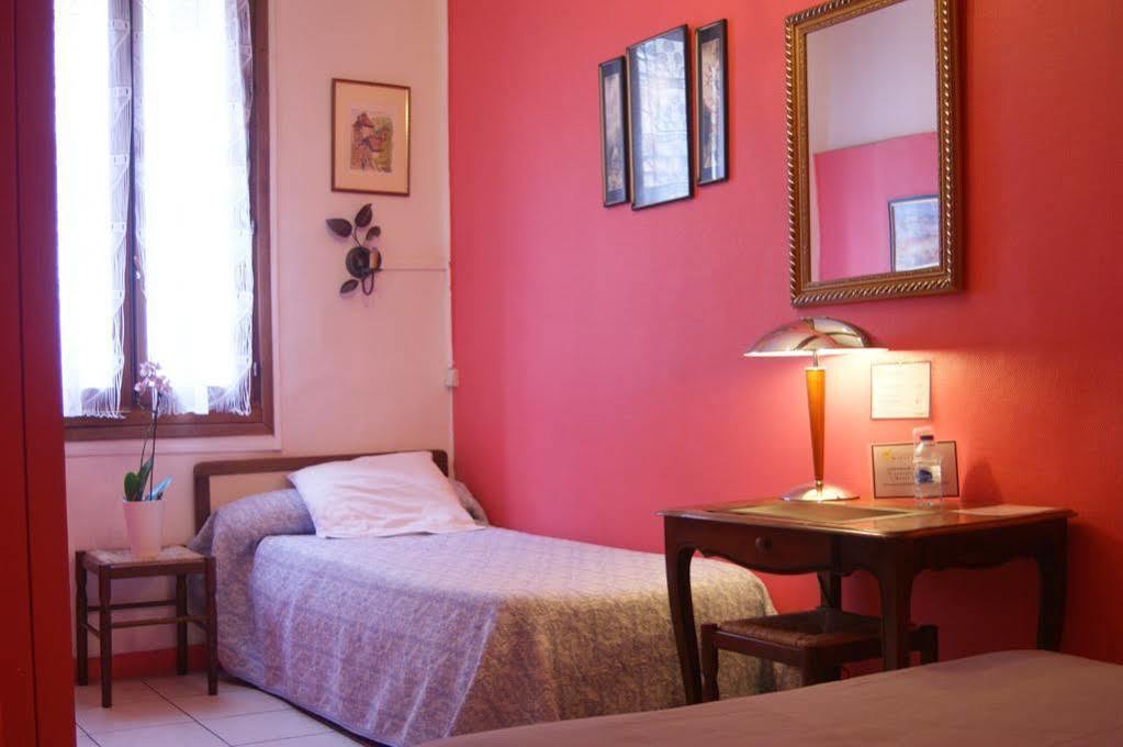 Hotel Innova Cardabella Авиньон Екстериор снимка