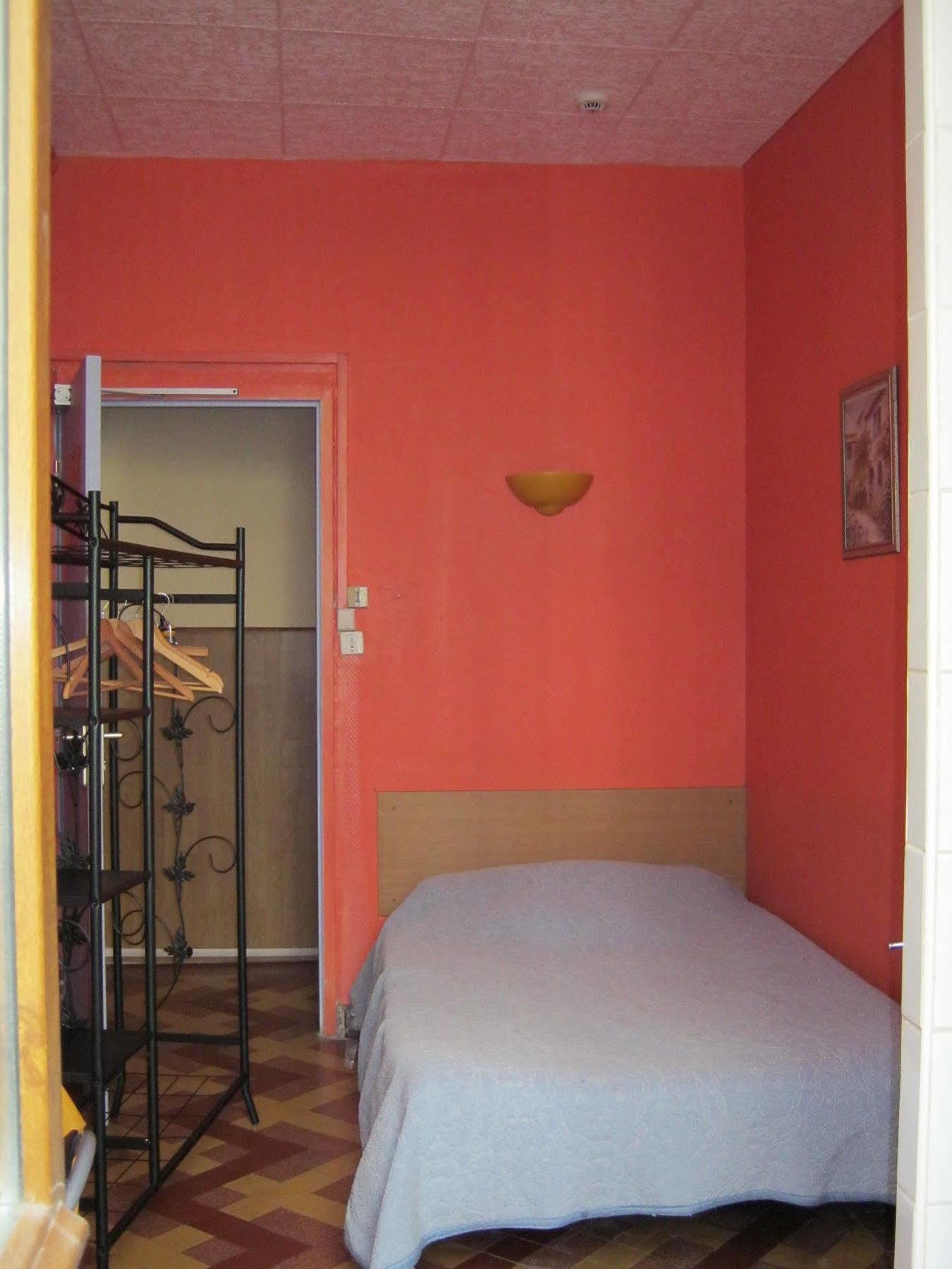 Hotel Innova Cardabella Авиньон Екстериор снимка
